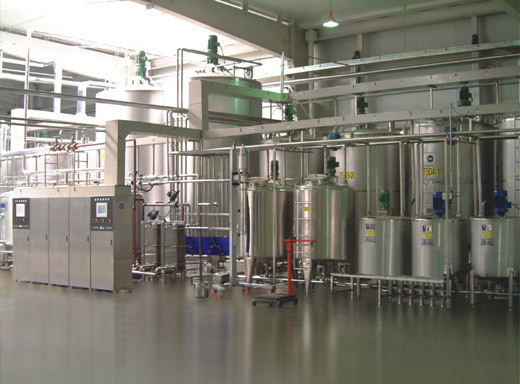 Linha de processamento de iogurte aromatizado de 500L-10000L de capacidade para projeto chave em mão de leite líquido fresco