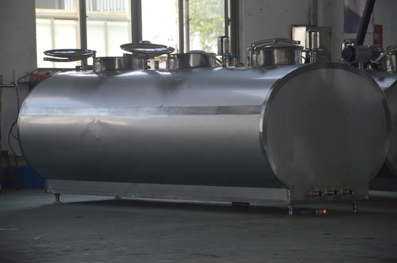 Transporte de leite com camião de aço inoxidável de volume