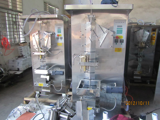 Tipo de embalagem de bebidas sacos linha de produção de água de saquete automática completa 2000bph