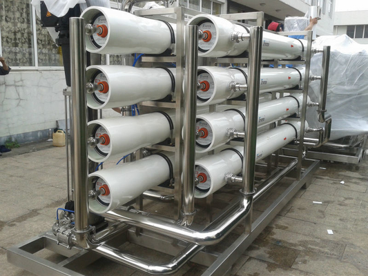 1250 kg de aço inoxidável 304 Sistema de tratamento de águas RO de grande escala 5000L/H
