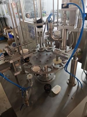 Máquina de enchimento de garrafas de copo e cone para produção de cone de creme em lojas de alimentos e bebidas