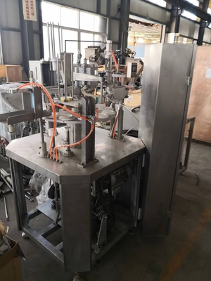 Máquina de enchimento de garrafas de copo e cone para produção de cone de creme em lojas de alimentos e bebidas