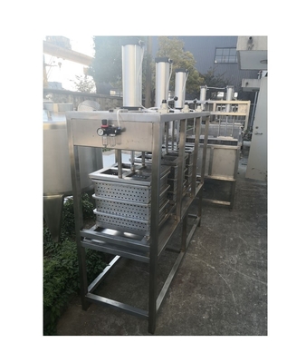 Máquina de prensagem de queijo para alimentos Equipamento sanitário de produção de queijo