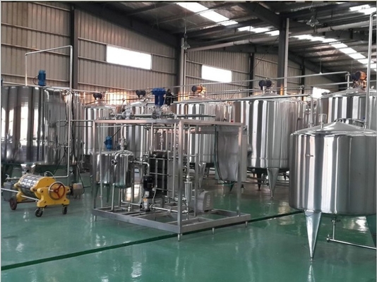 Linha de produção de bebidas de chá de ervas 6000B/H, totalmente automática, com motor elétrico e embalagem de garrafas