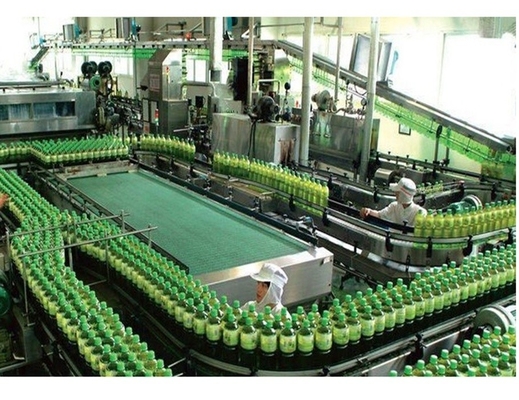 Linha de produção de bebidas de frutas aromatizadas 6000b/h totalmente automática com material de enchimento de sumo