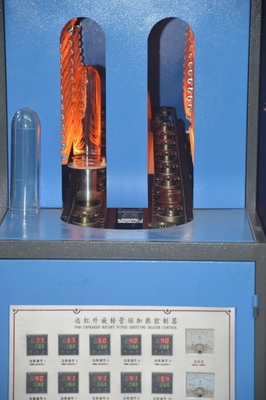 Máquina de sopro de garrafas de suco/água de PET semiautomática Máquina de moldagem de sopro a 3910X2060X3190mm