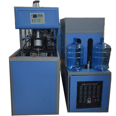 Máquina semiautomática de moldagem de garrafas de água PET de 5 galões para processamento de plástico