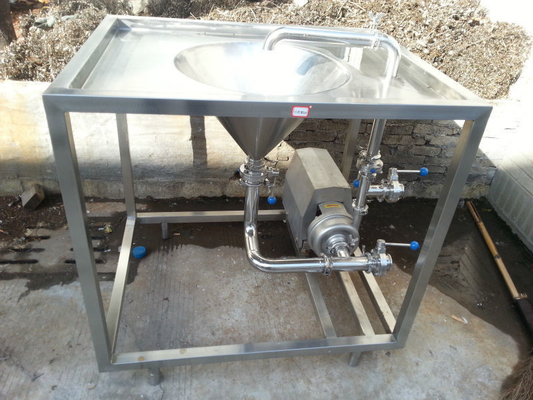 Máquina de mistura vertical de água e leite em pó de 175 kg com mistura para manutenção em campo