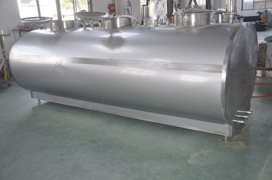 Tanque cilíndrico de transporte de leite de longa distância de SUS304/316L com capacidade de 10000L