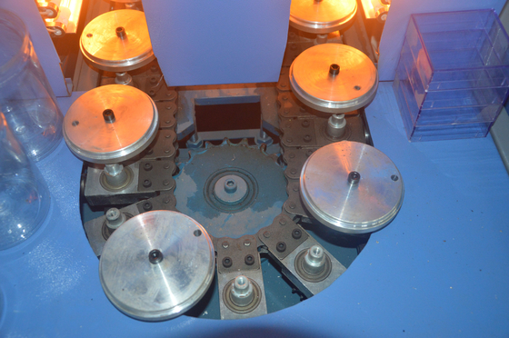 Máquina de sopro de garrafas de água mineral semiautomática de duas cavidades
