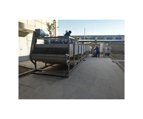 Máquina de pasteurização por túnel 5000B/H tipo de pulverização contínua de suco