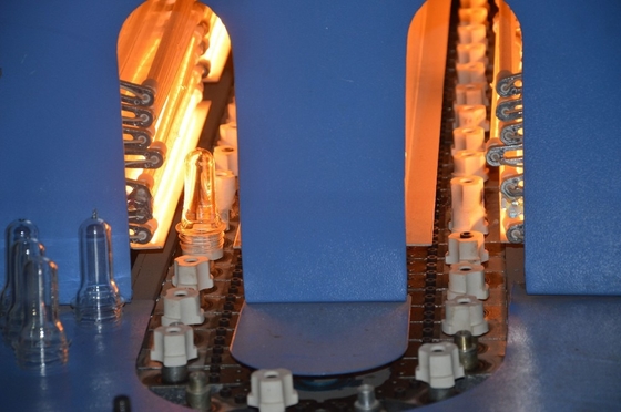 Estiramento de sopro moldagem automática de queda semi-automática 4 cavidade garrafa de água de refrigerante máquina de moldagem de sopro