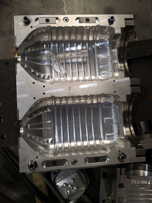 Molde de sopro para moldes de garrafas de água mineral semiautomáticas de 500 ml feitos de alumínio
