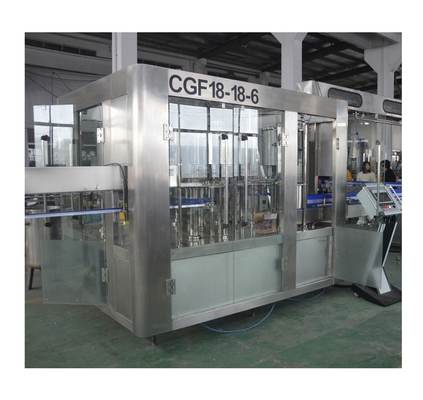 Máquina de enchimento de água mineral em garrafas de PET 6000b/h para lavagem