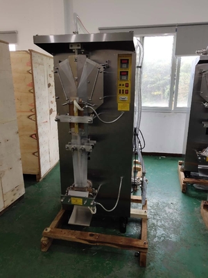 Outro material de embalagem Máquina de enchimento e vedação de água para a sua empresa