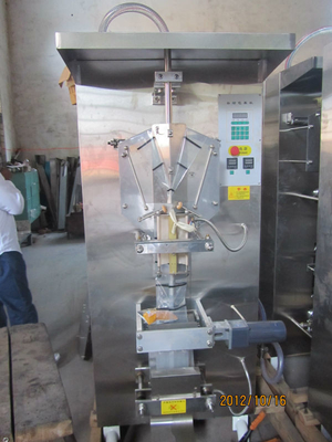 220V/380V Voltagem 2200 sacos/hora Máquina de saquetes de água para embalagens de sumos
