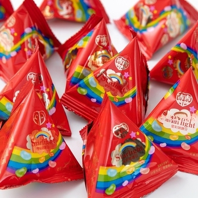 Tipo de embalagem Sacos Sopa de molho líquido Saquete Saco triângulo Máquina de embalagem Peso KG 380