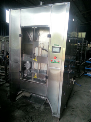 Máquina de embalagem de água em sacos de 5L totalmente automática adequada para várias necessidades