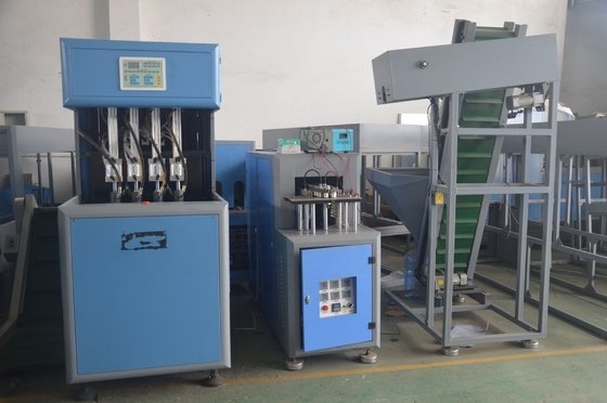 Máquina de moldagem de garrafas de água de 4 cavidades semiautomática de 1L para água/bebida