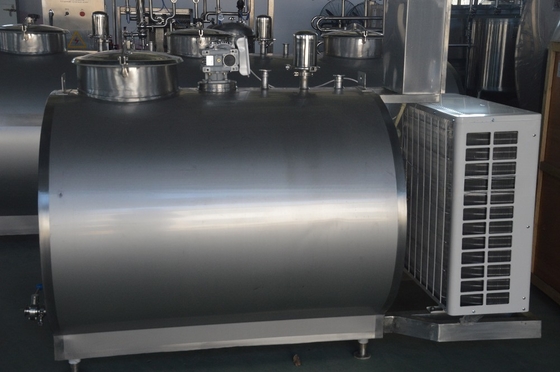 Tanque de armazenamento a frio de leite de aço inoxidável de 800L para processamento industrial e compressor