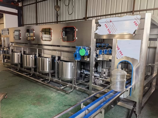 Embalagem de garrafas Tipo 20L Barril Linha de enchimento de água engarrafada Automática Grau automático