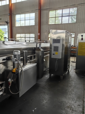 Linha de produção de bolinhos de rosquinha totalmente automática 3000 pcs/h para o mercado de fábricas de fabricação
