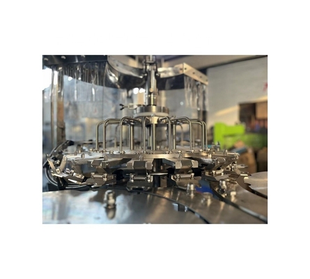 Máquina de enchimento de garrafas de PET 2500*1500*2300mm Perfeita para produção de água mineral