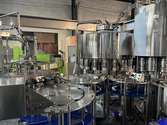 Embalagem de vidro Máquina de enchimento de 8 cabeças para líquido 100-1000 ml Operação rápida e fácil