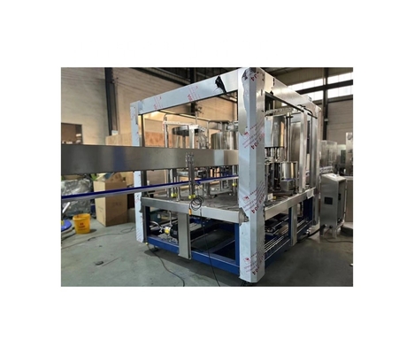 100% de precisão de enchimento 8 cabeças máquina automática de enchimento de bebidas para embalagens de plástico