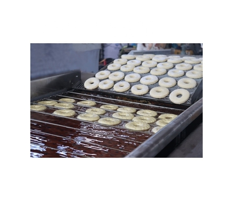 600 mm Largura de malha do cinto Linha de produção automática completa de rolos de donuts com grau automático