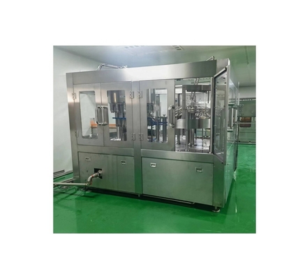 Máquina de enchimento de suco de água para bebidas de 18 cabeças 7000BPH para produção fácil de operar