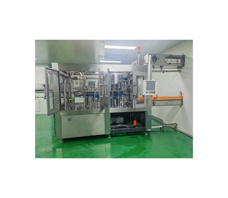 18 cabeças Máquina de enchimento de água potável com e produção de até 72 garrafas por hora