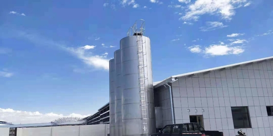 Silos de leite de 10 a 100 t, feitos de matérias-primas SS316l e leite de cabra, matéria-prima para fábricas de leite